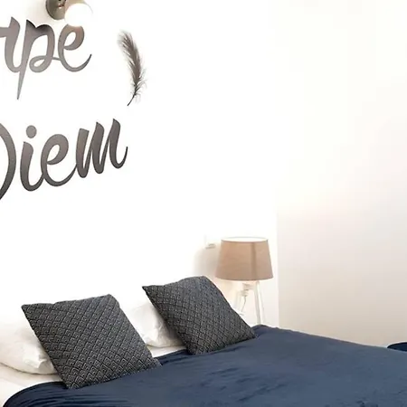 Appart. 3 Chambres Avec Vue Sur Les Champs. דירה *